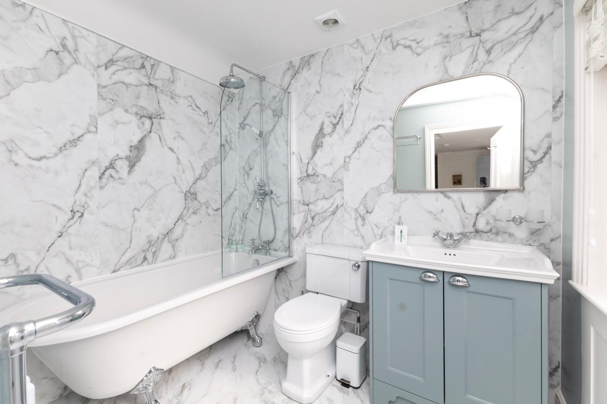 Luxury Georgian Home, Hot Tub, Sea View, Private Garden, Sleeps 6 Bognor Regis Bagian luar foto